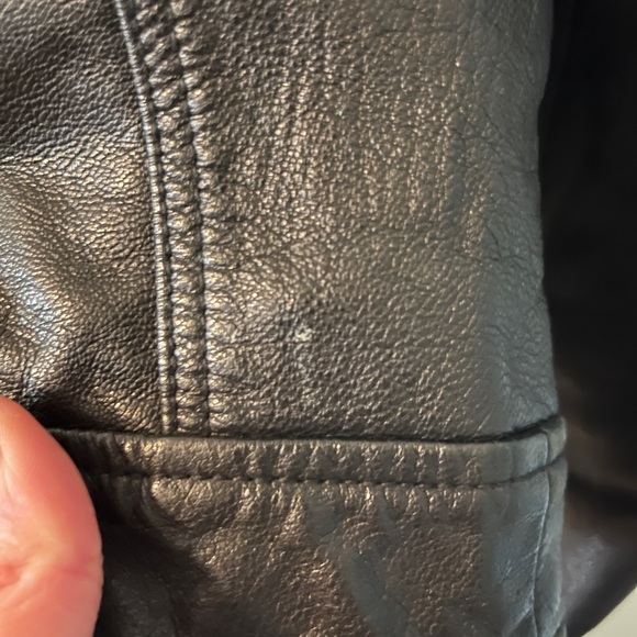 Leather motorcycle jacket - Picture 7 of 9